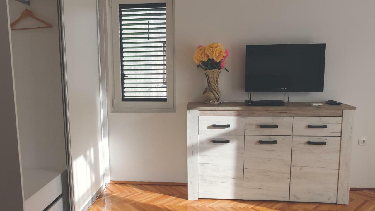 Apartment Lim Budva Buitenkant foto